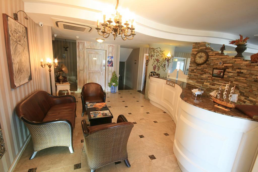 Trilyali Butik Hotel Tirilye Esterno foto