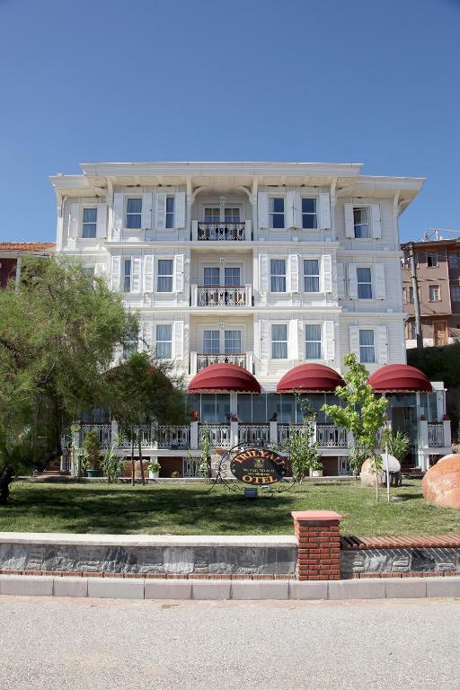 Trilyali Butik Hotel Tirilye Esterno foto